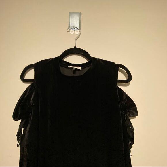 SAMANTHA DRU Ruffle Velvet Cold Open Shoulder Tie Bow Sweatshirt Top - Picture 5 of 10